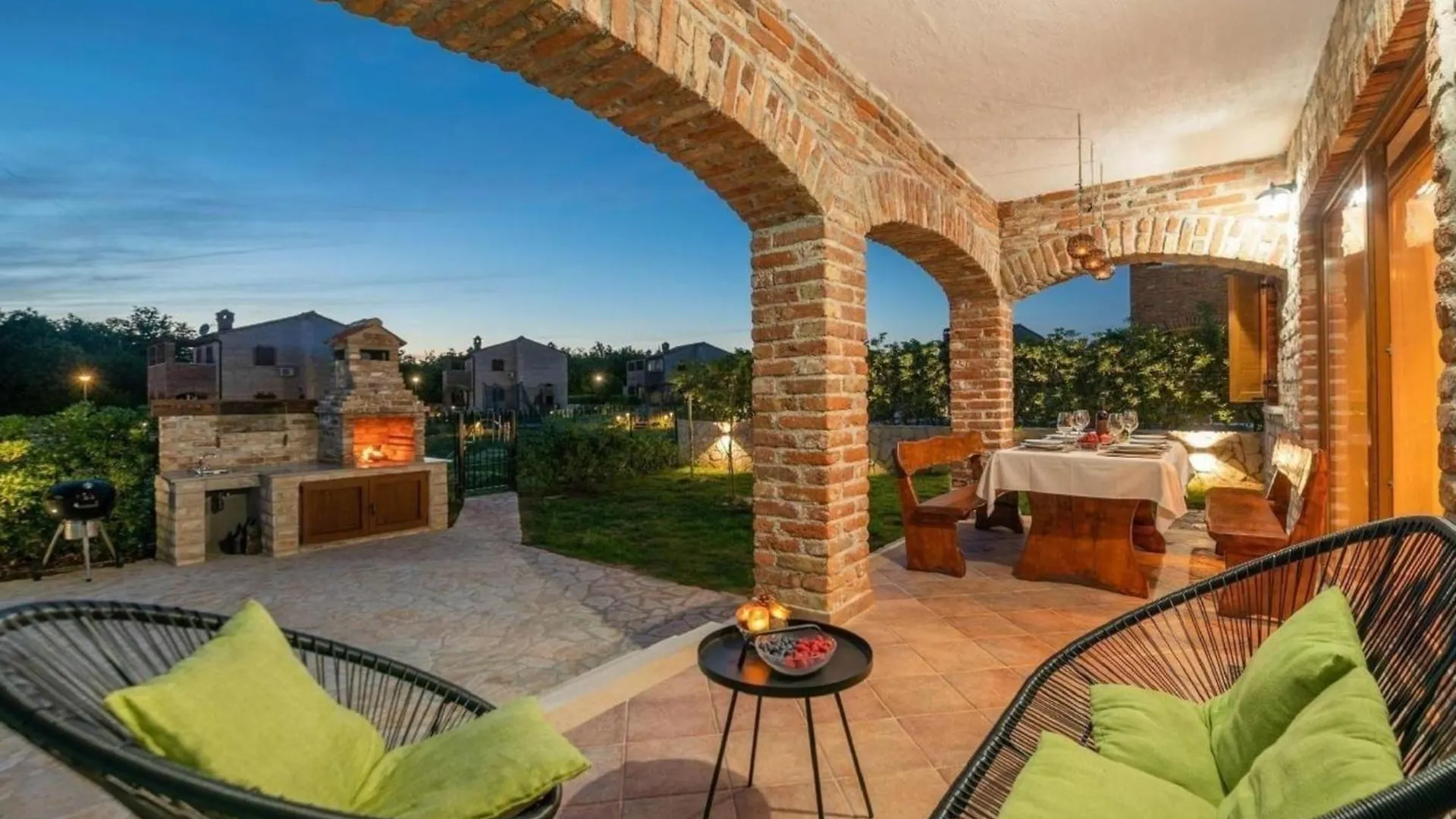 Holiday home Ferienhaus In Butkovici Mit Privatem Pool
