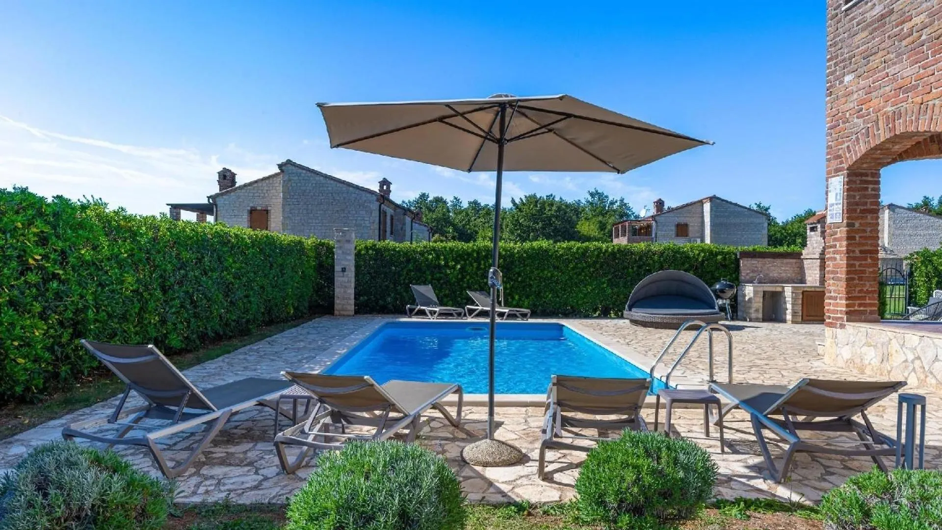 Ferienhaus In Butkovici Mit Privatem Pool Holiday home Butkovici (Istria)