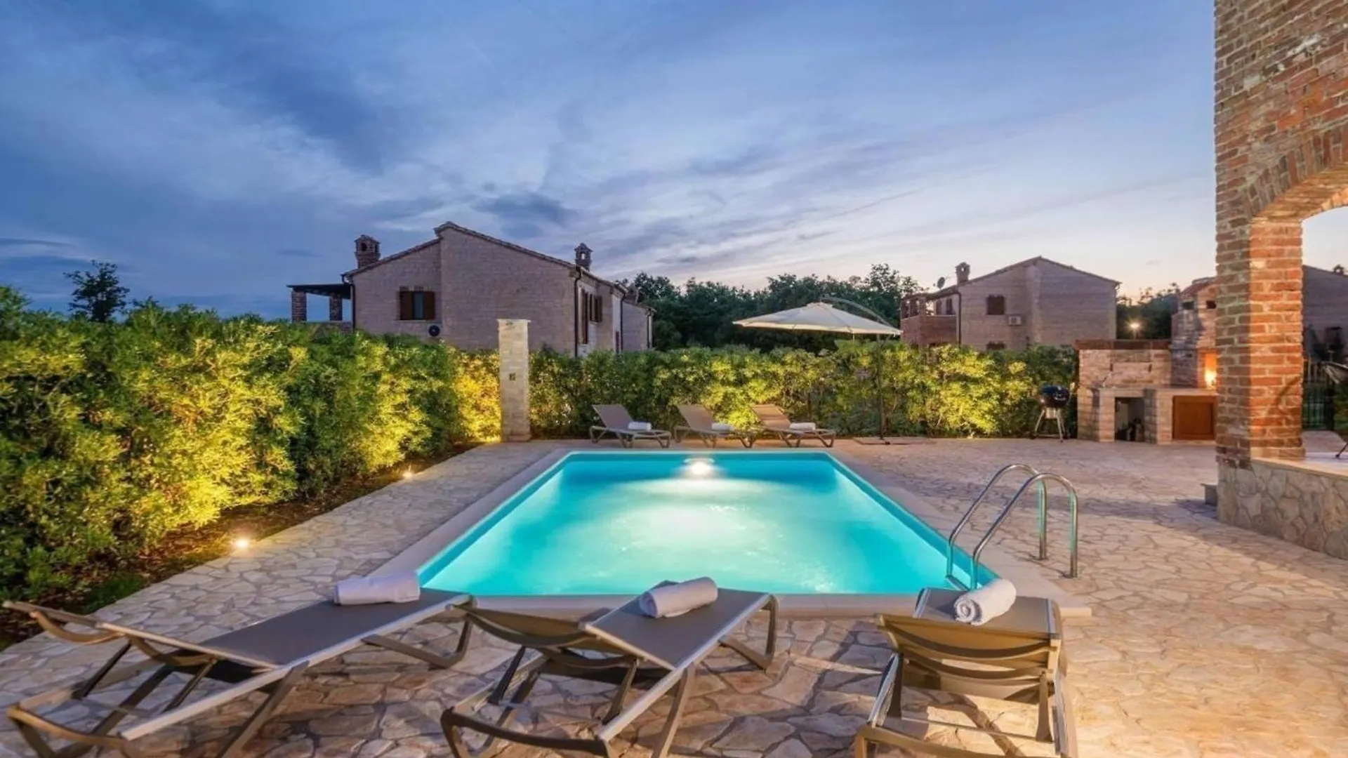 Ferienhaus In Butkovici Mit Privatem Pool Croatia